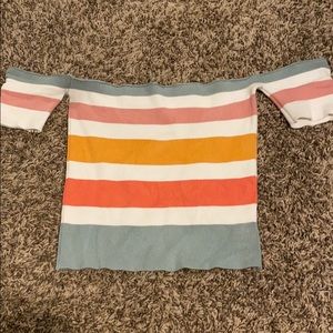 Off the shoulders crop top